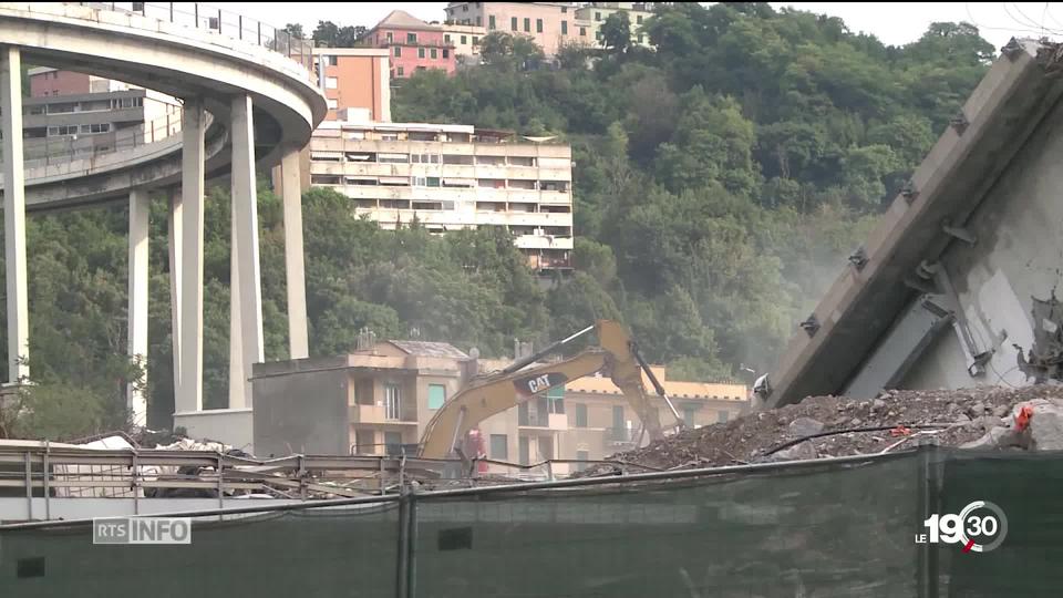 La chute du pont à Gênes a eu d'énormes répercussions sur le quartier qui vivait en dessous.