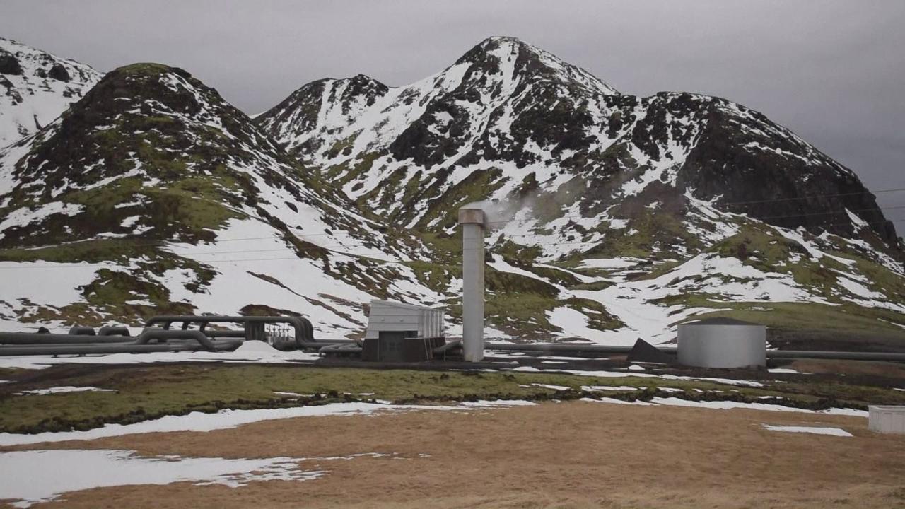 En Islande, une technique permet de changer le CO2 en roche pour nettoyer l'atmosphère.