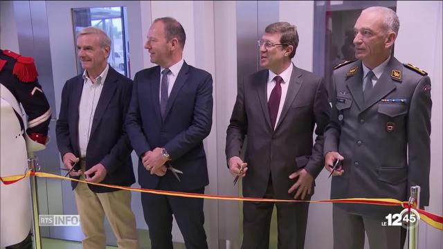 Inauguration à Meyrin du nouveau bâtiment de stationnement et d'hébergement de troupes d'une capacité de 300 personnes.