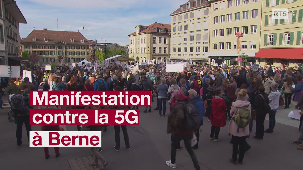 Des centaines de personnes manifestent contre la 5G à Berne