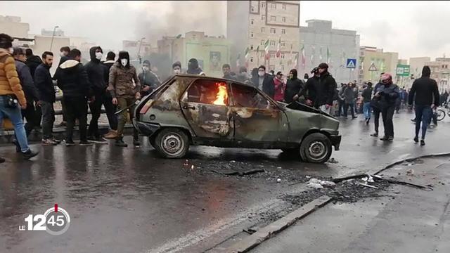 Iran: des manifestations ont éclaté dans plusieurs villes suite à l'augmentation de 50% du prix de l'essence