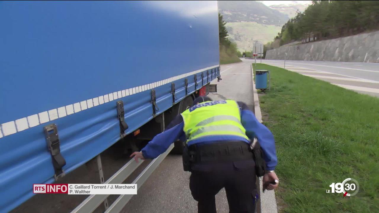 Un tiers des poids lourds qui empruntent l'axe du Simplon sont en infraction.