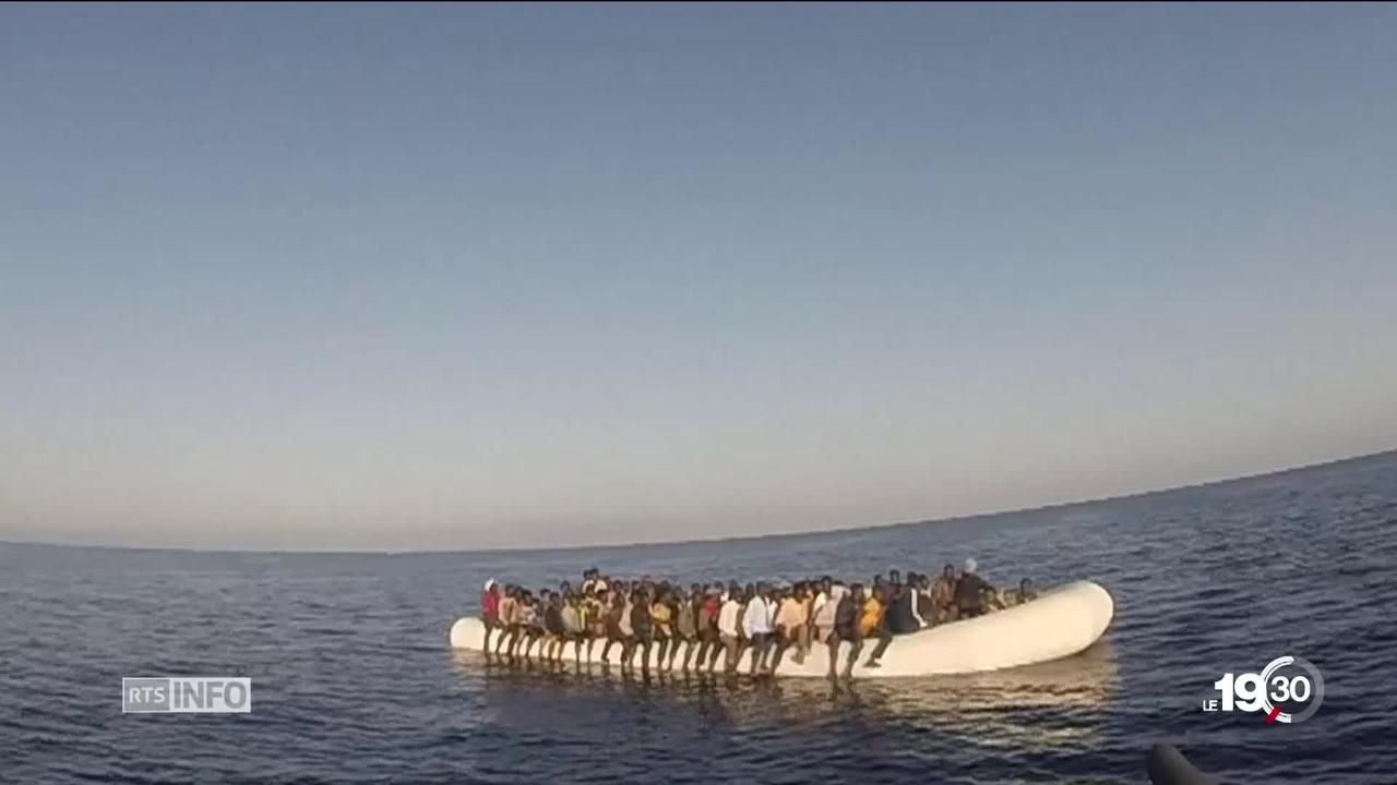 La situation des migrants qui fuient par la mer est chaotique. Un nouveau bateau pneumatique avec 80 migrants a fait naufrage.