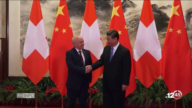 Ueli Maurer reçu par son homologue chinois Xi Jinping pour signer un protocole d'entente commerciale