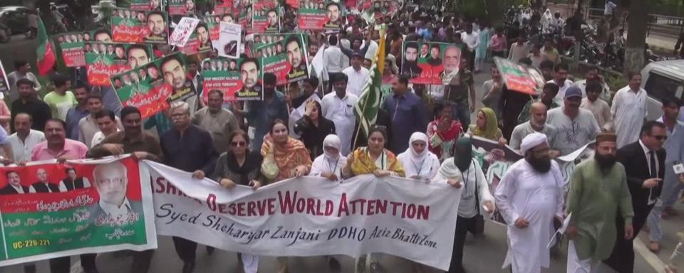 Manifestations au Pakistan sur le statut du Cachemire indien.