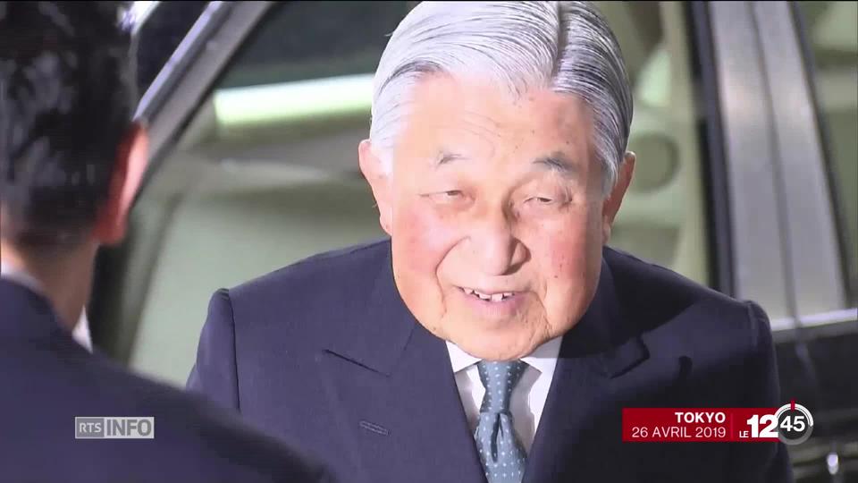 Japon: Après 30 ans de règne, l'empereur Akihito remplit son dernier engagement officiel avec l'impératrice Michiko