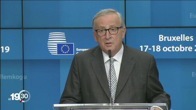 Jean-Claude Juncker, président de la Commission européenne, très ému lorsqu'il parle de sa fierté d'avoir pu servir l'Europe.