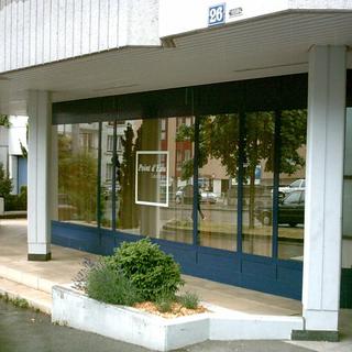 La façade du Point d'Eau à Lausanne, espace d’hygiène, de soins et d’orientations sociales [François Chéraz]