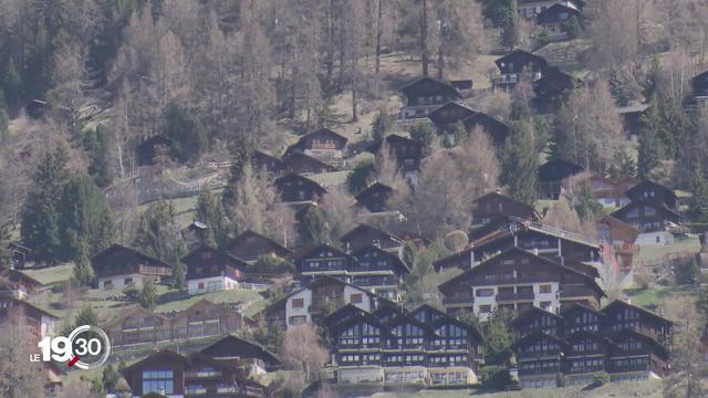 La plateforme de logements Airbnb explose en Valais. Son offre dépasse celle des hôtels.