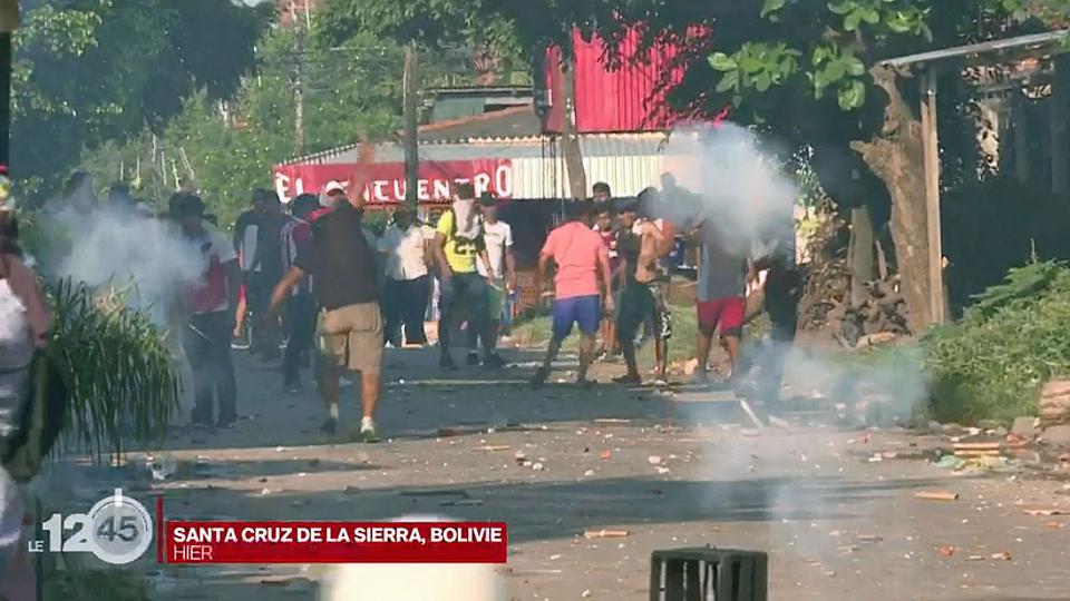 La Bolivie est divisée après l'élection présidentielle de dimanche, les pros Mesa affrontent les pros Morales dans la rue.