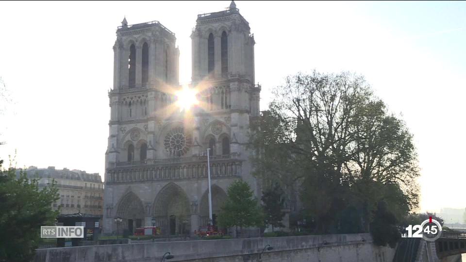 Les dons affluent pour reconstruire la cathédrale Notre-Dame de Paris.