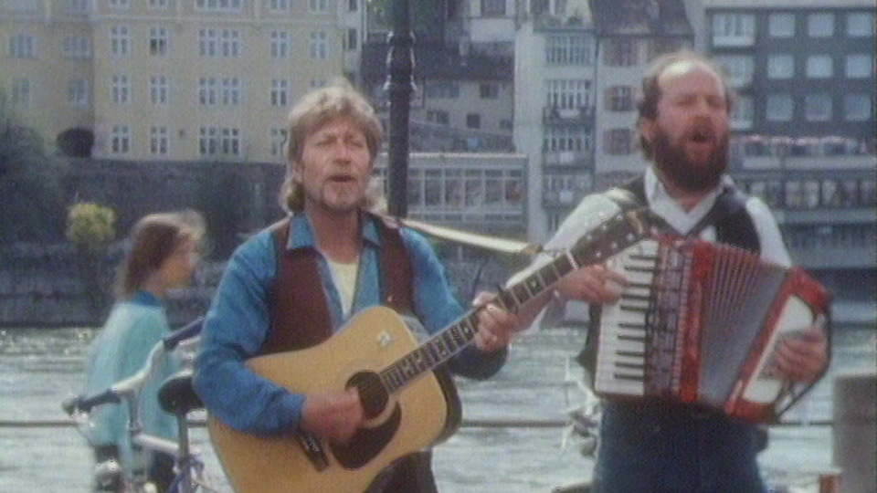 Portrait de deux musiciens de rue