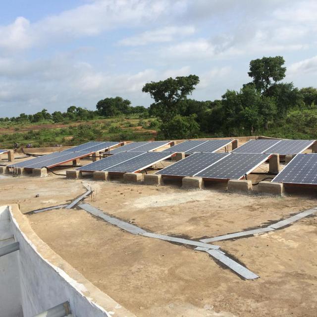 L'Adduction d’eau fonctionnant à l’énergie solaire est un projet mis sur pied en 2016 par l'association Club AIDE [clubaide.ch - Ali Dahlab]