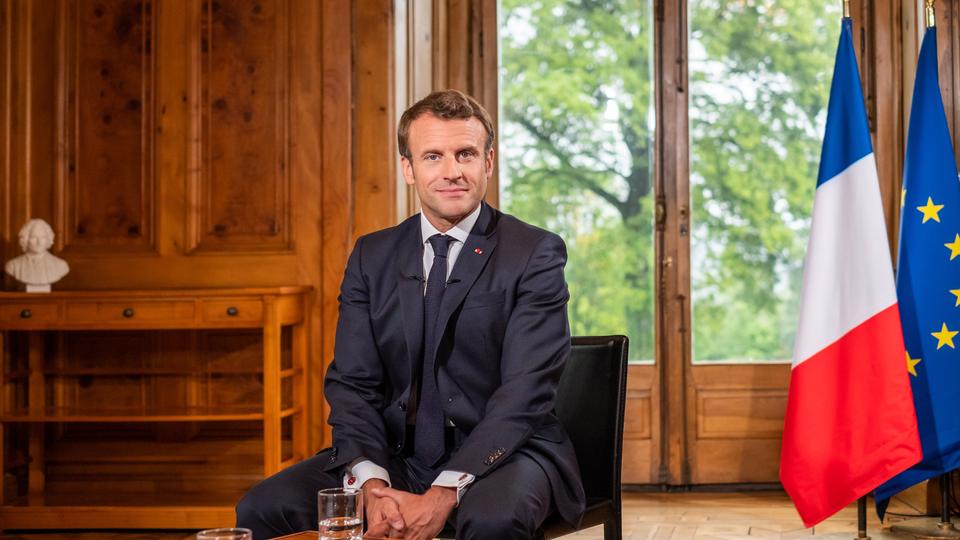 Copy(1) macron dar [RTS - Laurent Bleuze]