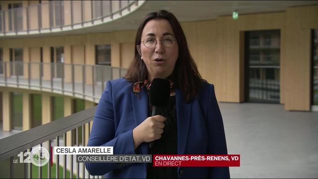 Remise des clés du Vortex à Lausanne destiné à accueillir le village olympique des jeux de la jeunesse. La réaction de la conseillère d'État vaudoise Cesla Amarelle