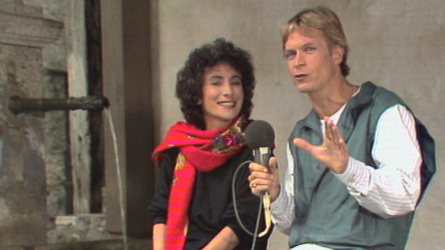 Marie-Paule Belle et Bernard Pichon en Gruyères en 1981. [RTS]