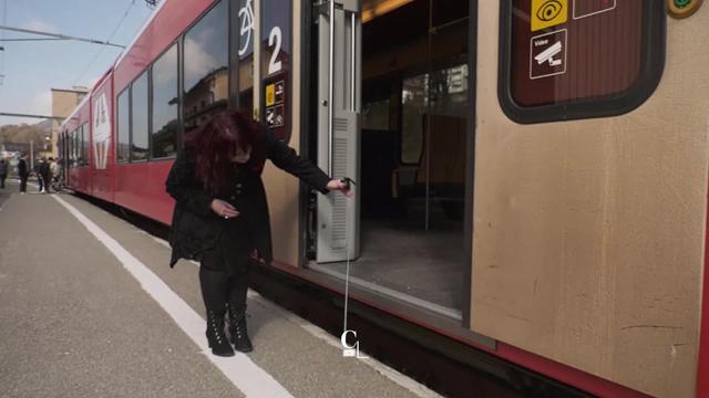 L’accès aux trains reste parfois compliqué pour les personnes en situation de handicap dans les petites gares