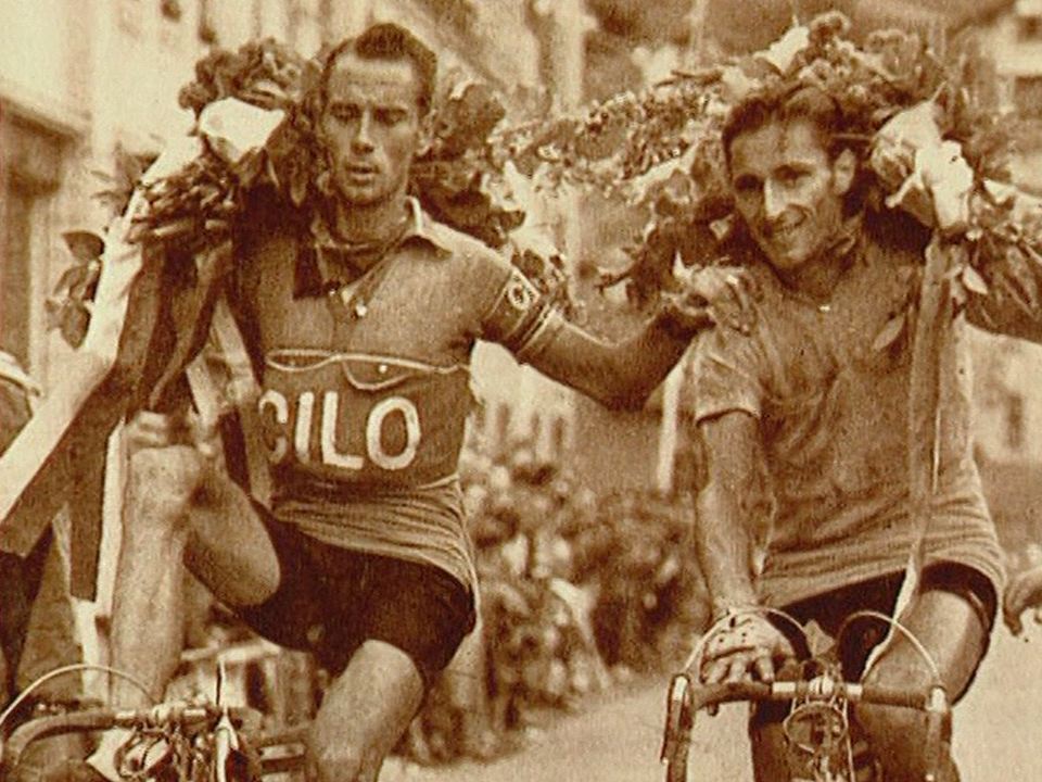 Les deux cyclistes Ferdi Kübler et Hugo Koblet en 1951. [RTS]