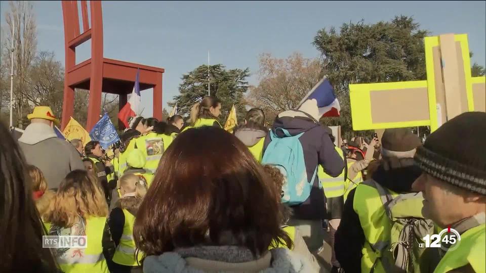 Près d'un millier de gilets jaunes à Genève: les explications de Joël Boissard.