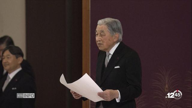 Cérémonie d'abdication au Japon. L'empereur Akihito met fin à 30 ans de l'ère Heisei.
