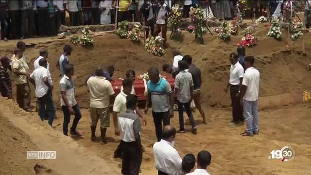 Le Sri Lanka en deuil après les attentats qui ont fait plus de 320 victimes.