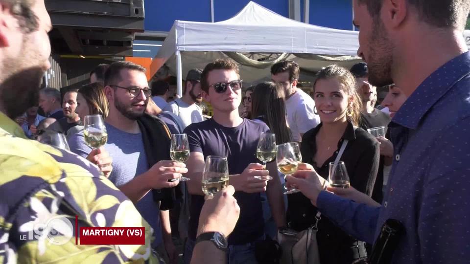 Les foires et fêtes populaires permettent aux candidats de rencontrer les foules