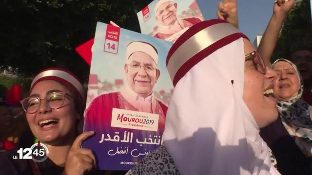 En Tunisie, 26 candidats se disputent le premier tour de l'élection présidentielle.