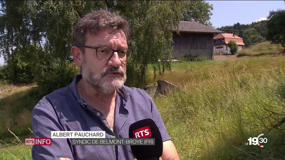 L'eau de source du village fribourgeois de Domdidier a été coupée pour des milliers d'usagers à cause d'un fongicide.