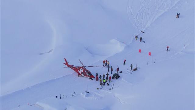 Une avalanche sur une piste de ski à Andermatt