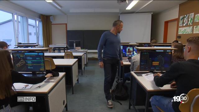 Les jeux vidéos s'incrustent dans les classes romandes comme outil pédagogique de comptabilité et de gestion.