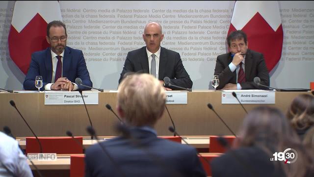 La santé coûte chaque année 80 milliards de francs. Alain Berset a présenté aujourd'hui des mesures pour freiner la hausse.