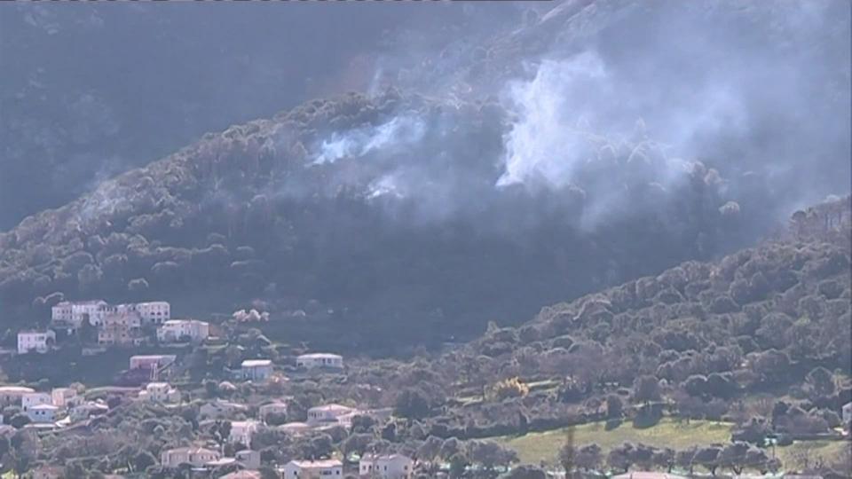 La Corse en proie aux premiers gros incendies de l'année