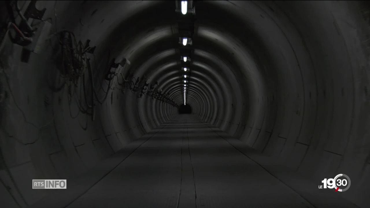 Tunnel du Gd-St-Bernard: la galerie de secours est presque achevée.