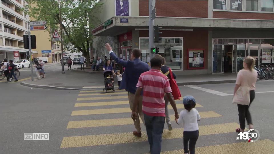 Carnet de campagne: le porte à porte fait un grand retour dans la campagne pour les élections fédérales.