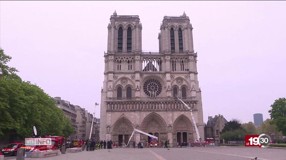 Au lendemain de l'incendie qui a ravagé Notre-Dame, Paris est comme défiguré. La thèse de l'accident est toujours privilégiée.