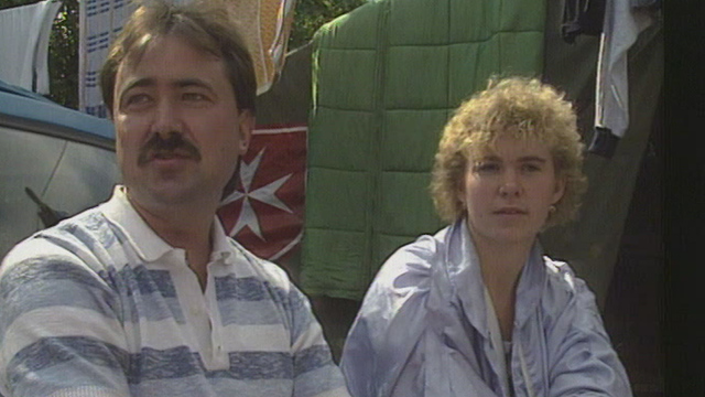 Martina et Bernd. En 1989, ce couple d'Allemands de l'Est n'a qu'un rêve : fuir la RDA. [RTS]