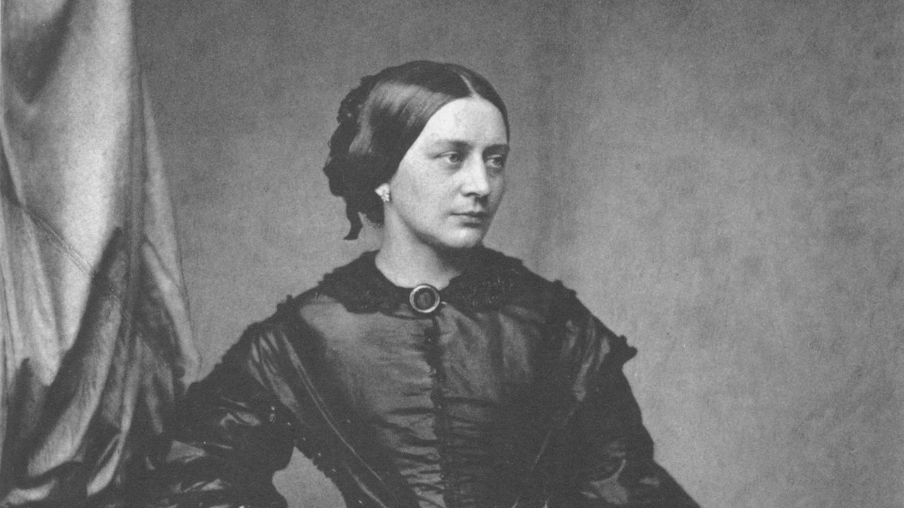 Clara Schumann autour de 1850 [Wikipedia - Franz Hanfstaengl]