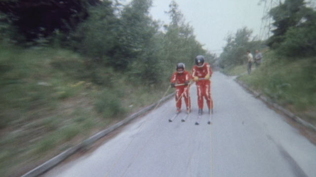 Ski sur route en 1979. [RTS]