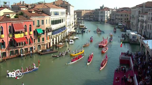 Venise étouffe. Elle souffre de l'augmentation du trafic qui provoque des problèmes en ville.