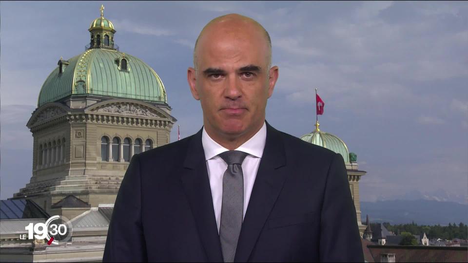 Alain Berset: "Le Conseil fédéral fixera des critères de base pour l'ensemble du pays puis les cantons décideront"