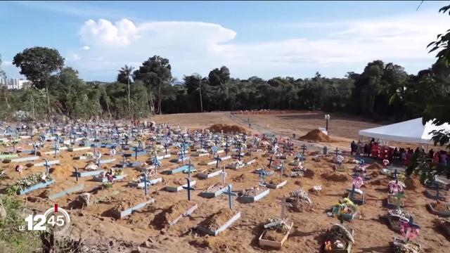 La situation liée au coronavirus au Brésil est alarmante. Reportage à Manaus.