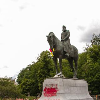 Statue du roi Léopold II vandalisée en Belgique par des militants (Black Lives Matter) dénonçant le passé colonial. - [Depositphotos - Tadzo]