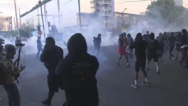 Incidents en marge d'un rassemblement contre les violences policières à Paris