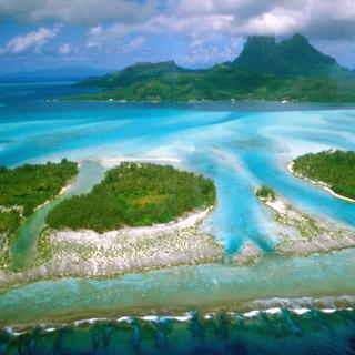 le motu de  Bora Bora. [CC by SA 3.0 - Makemake]