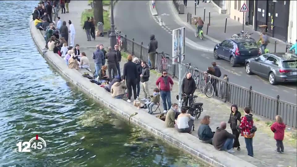 A Paris, l'apéro tourne court en raison d'un déconfinement très encadré