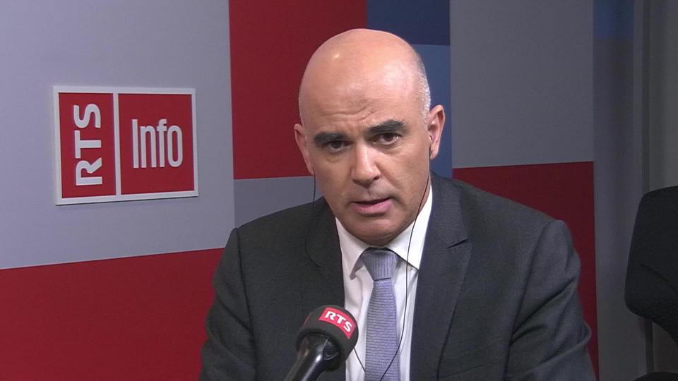 Nouvelles mesures sanitaires prises par le Conseil fédéral: interview d'Alain Berset et Didier Pittet