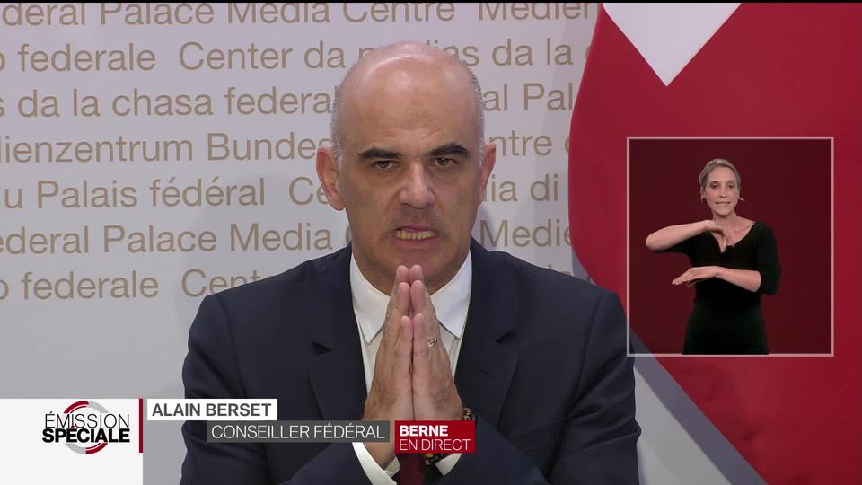 Alain Berset sur les nouvelles règles pour les quarantaines au retour des pays étrangers