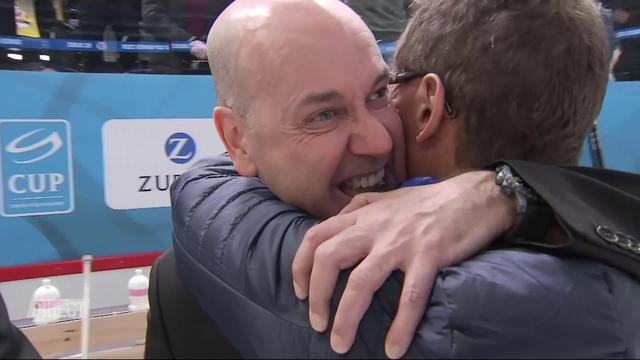 Finale, HC Ajoie - HC Davos (7-3): l'émotion de Gary Sheehan (entraîneur du HC Ajoie) après la victoire