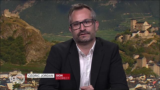 Nouveaux foyers de Covid-19 en Valais: les précisions de Cédric Jordan, en direct de Sion