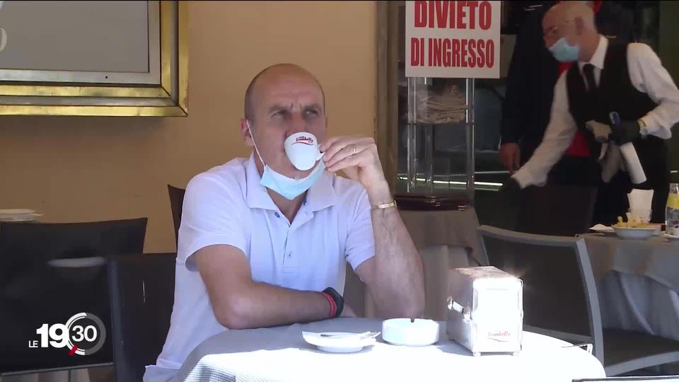 En Italie, un pays durement touché par le coronavirus, la vie reprend son cours. Et qui dit terrasse dit espresso et cappuccino